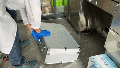 陶瓷廠異味大、被投訴,潔匠現場抽取廢氣做檢測、研制有效除臭劑!.jpg 陶瓷廠異味大、被投訴,潔匠現場抽取廢氣做檢測、研制有效除臭劑!.jpg